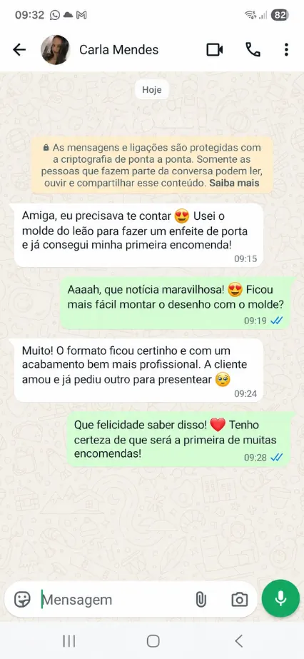 Depoimento de Carla Mendes no WhatsApp sobre a primeira encomenda